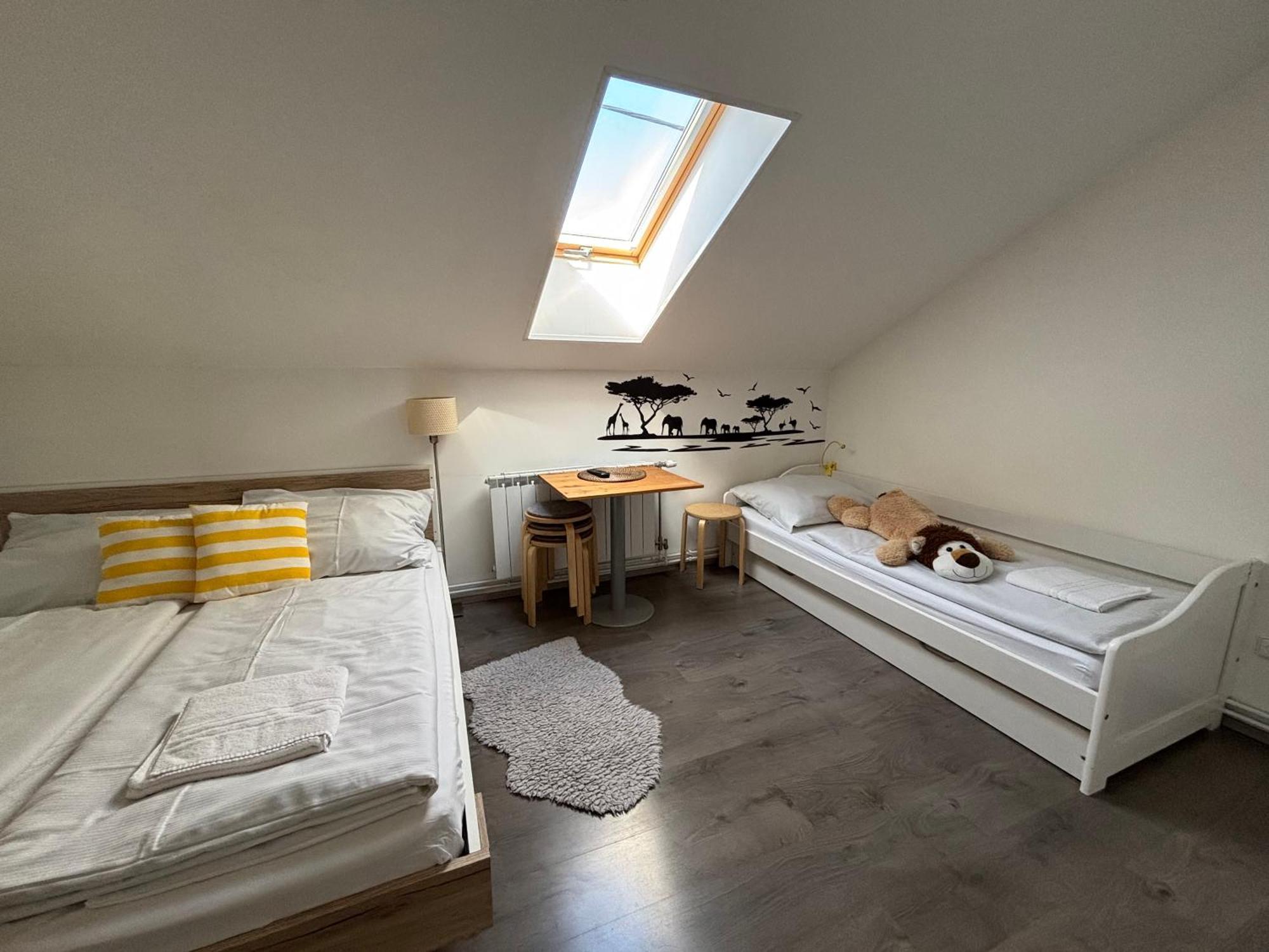 Apartmany Marco Polo Lednice Buitenkant foto